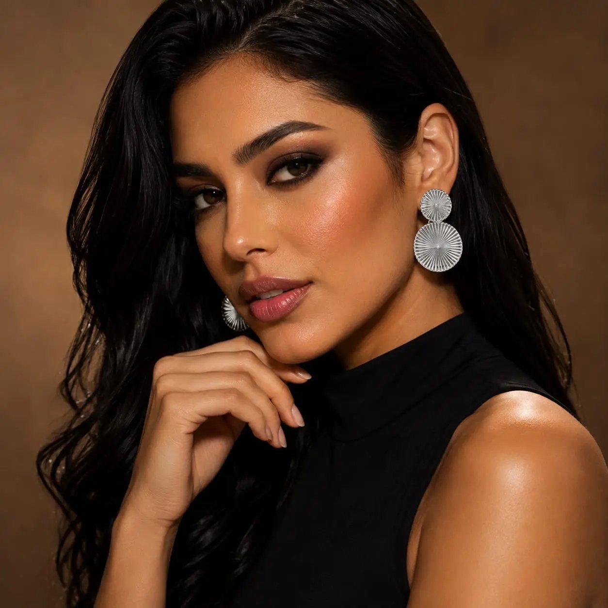 Model wearing Samvelli 925 sterling silver sunburst double disc drop earrings