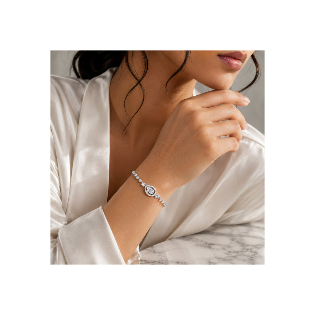 925 Sterling Silver Zircon Teardrop Motif Chain Bracelet