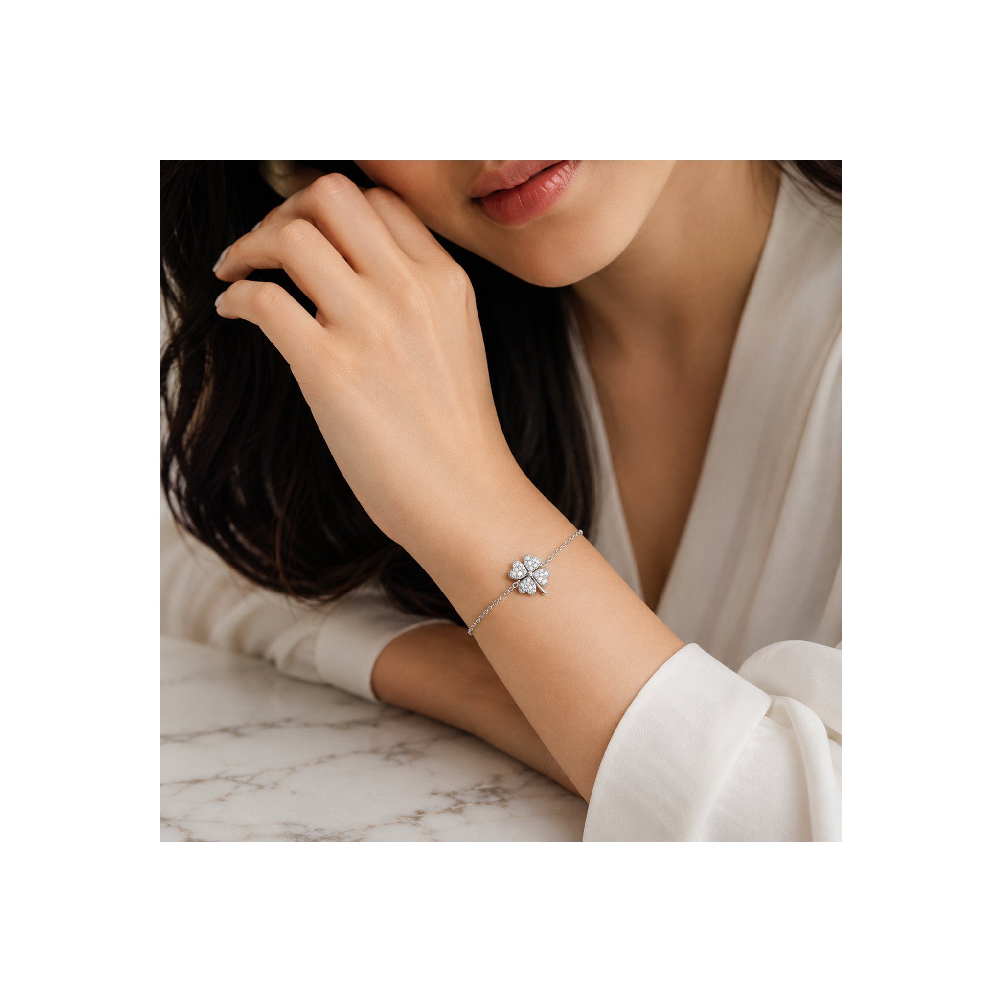 925 Sterling Silver Zircon Pavé Clover Chain Bracelet