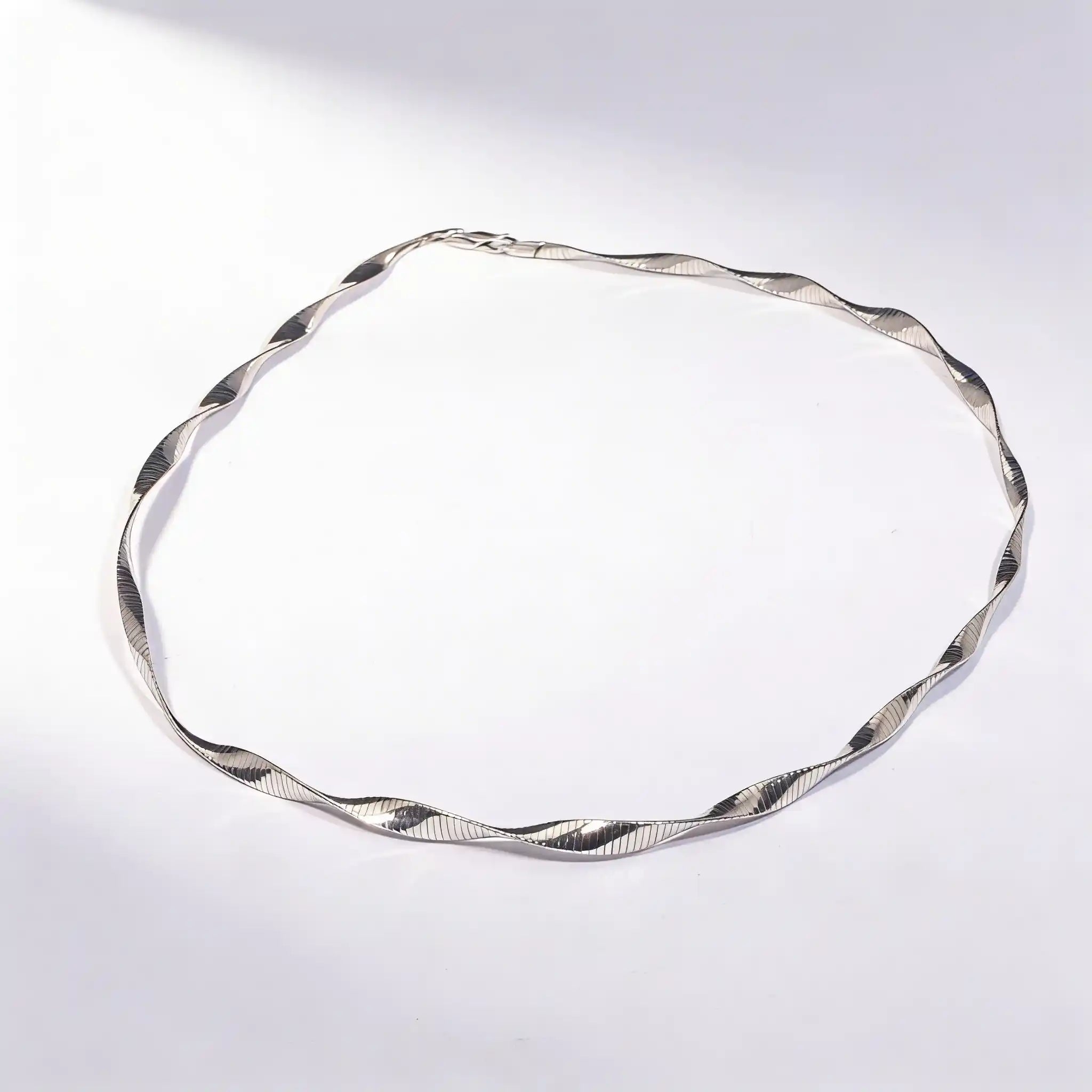 925 Sterling Silver Twisted Chain Necklace