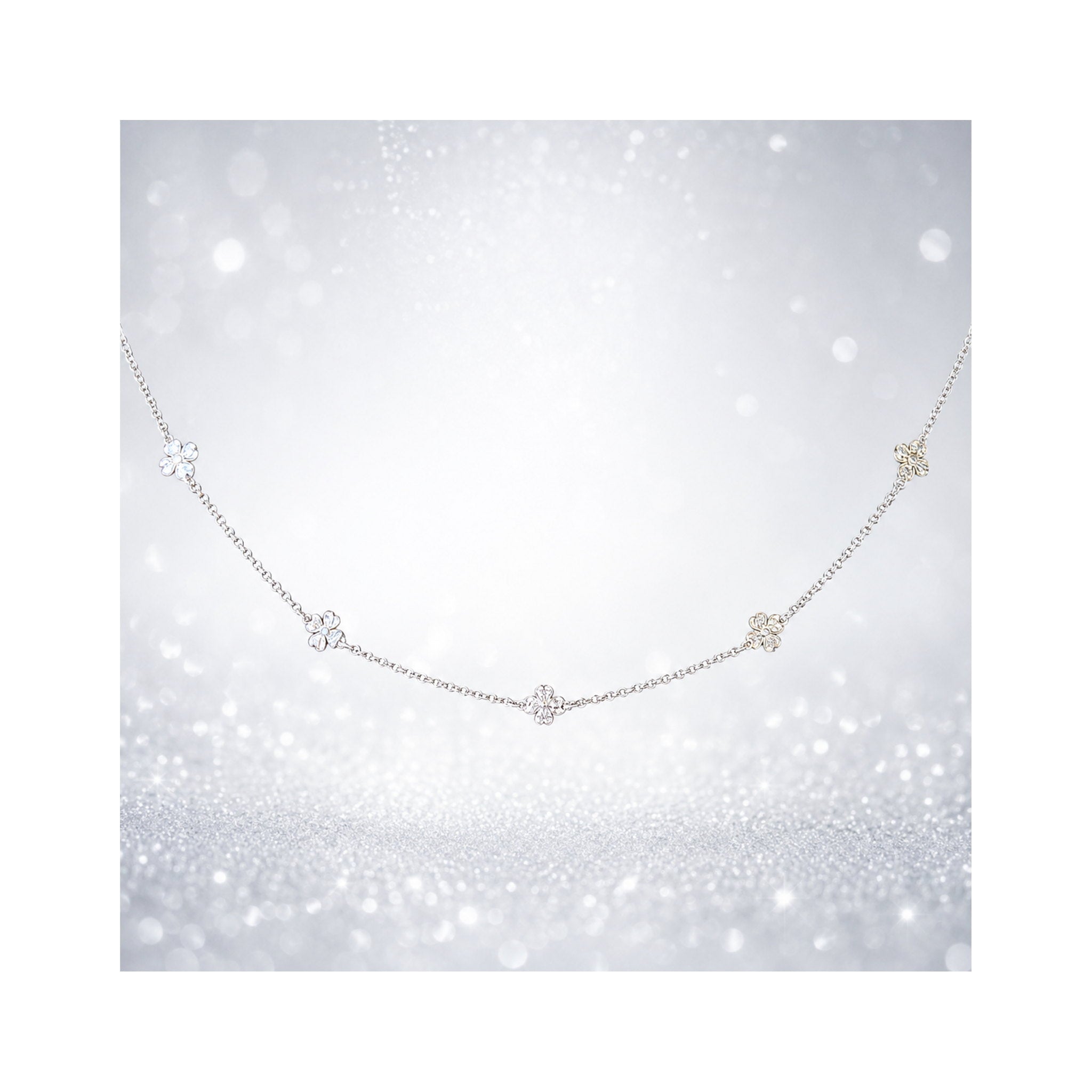 925 Sterling Silver Clover Motif Charm Necklace