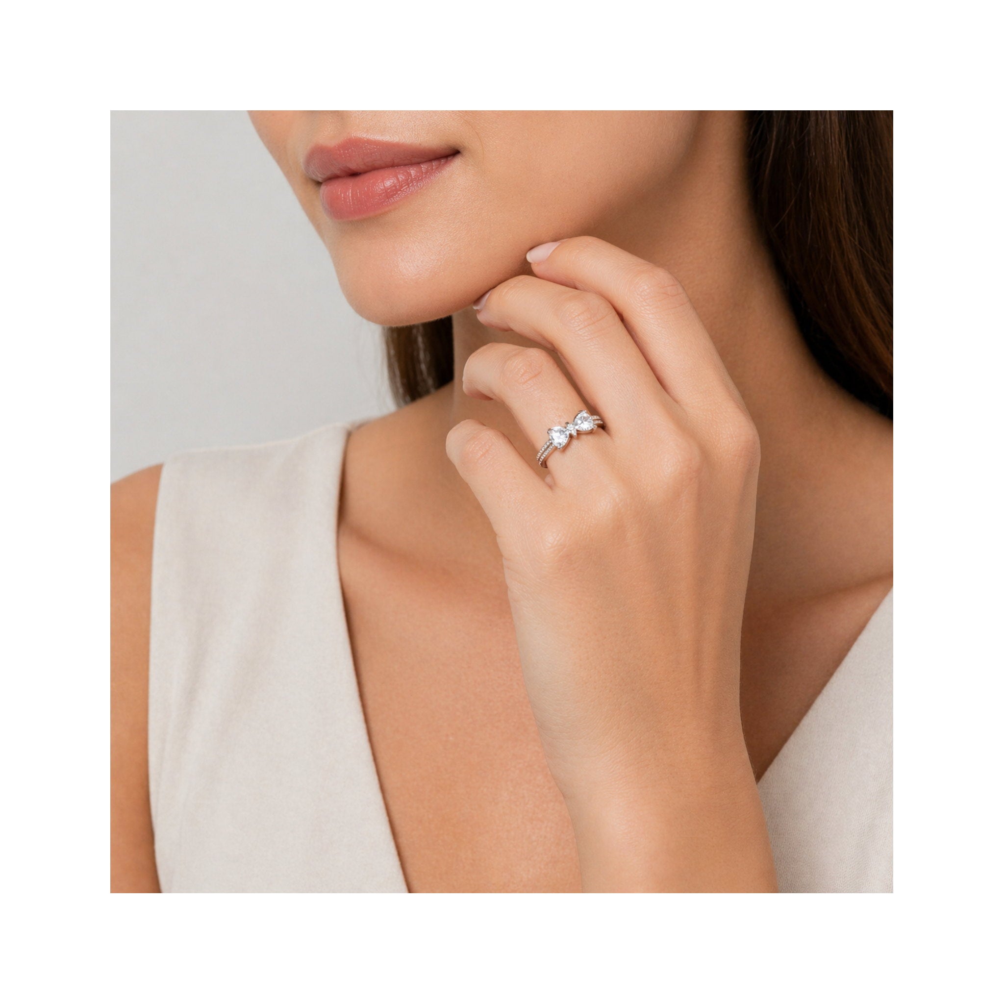 925 Sterling Silver Pear-Cut Zircon Bow Motif Ring